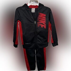 Boys Nike 2 Piece Sweat Suit! NWT‼️